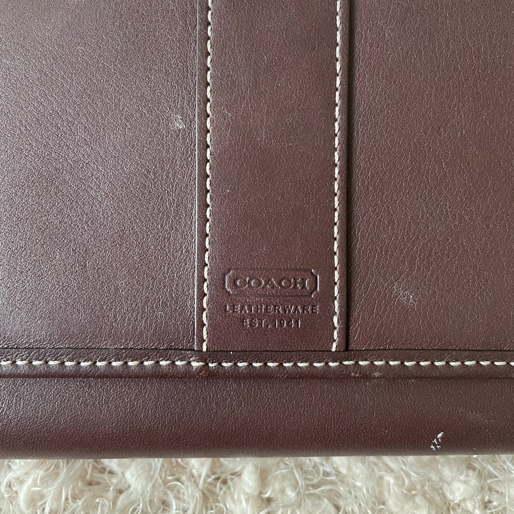 1990’s! Coach Leather Trifold Wallet - Picture 7 of 7
